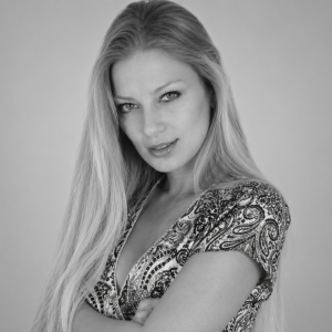 <center> Mila Lanis </center>